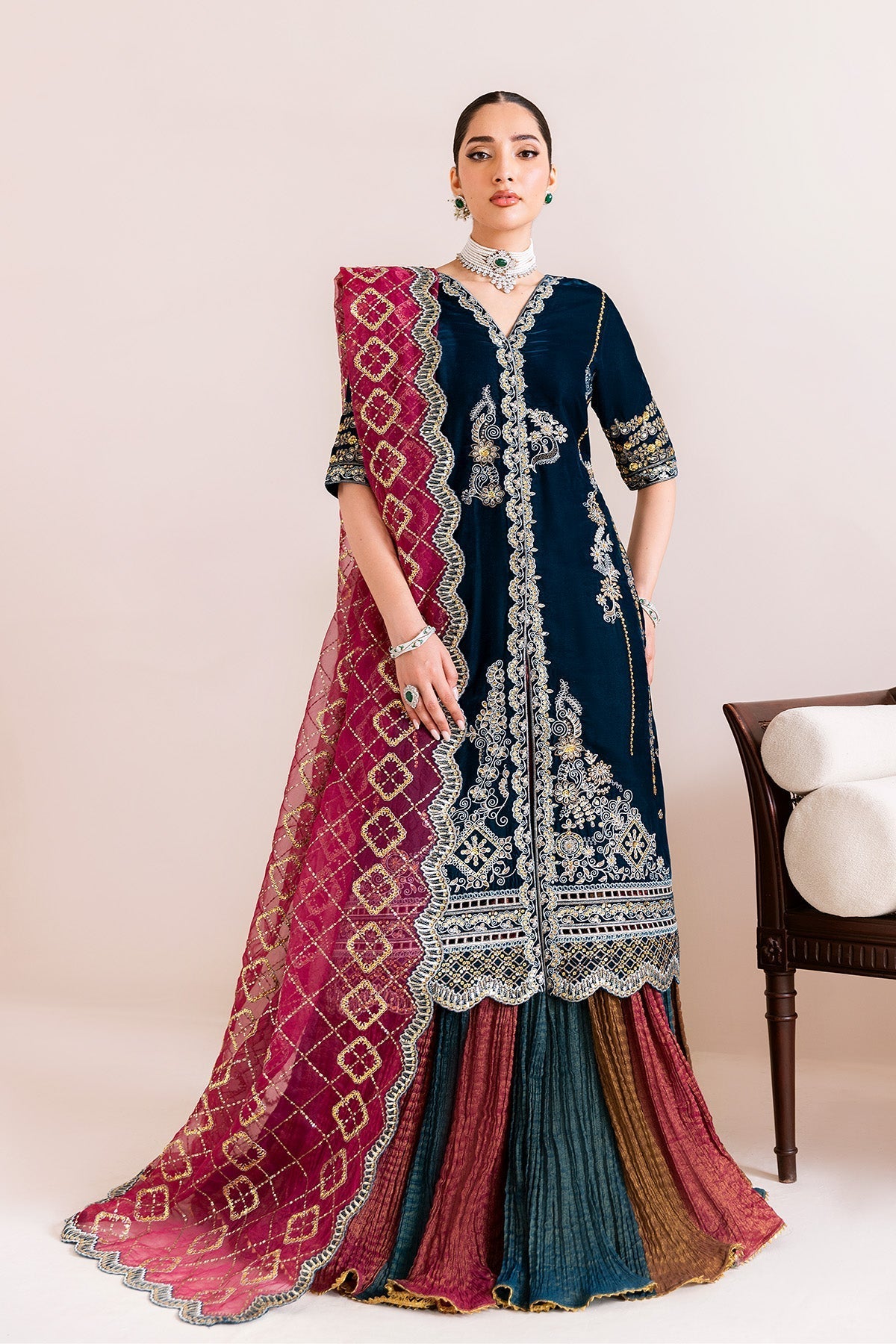 Alizeh | Makhmal Luxury Velvet Edit | Mehroob by Alizeh - Designer Dress - Type : Ladies Clothes - Available at Libayah - 100% Original