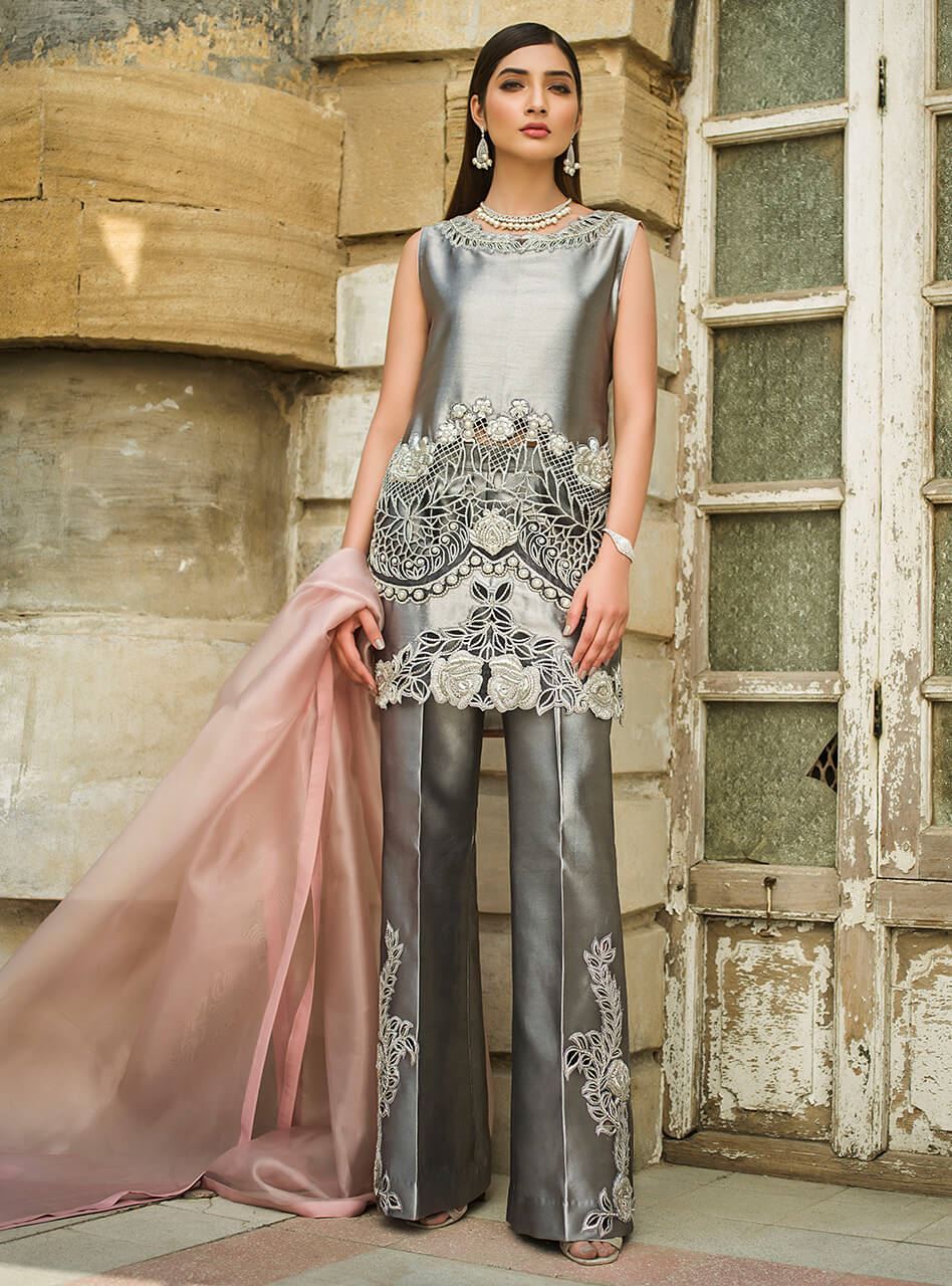 Zainab Chottani | Semi Formals | METALLIC STREAK by Zainab Chottani - Designer Dress - Type: Ladies Clothes - Available at Libayah - 100% Original