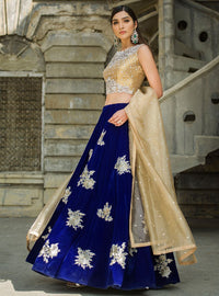 Zainab Chottani | Semi Formals | VELVET CRUSH by Zainab Chottani - Designer Dress - Type: Ladies Clothes - Available at Libayah - 100% Original