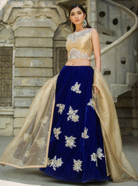 Zainab Chottani | Semi Formals | VELVET CRUSH by Zainab Chottani - Designer Dress - Type: Ladies Clothes - Available at Libayah - 100% Original