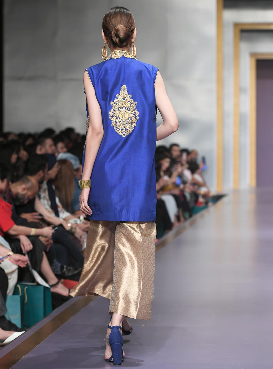 Zainab Chottani | Semi Formals | TEHZEEB by Zainab Chottani - Designer Dress - Type: Ladies Clothes - Available at Libayah - 100% Original