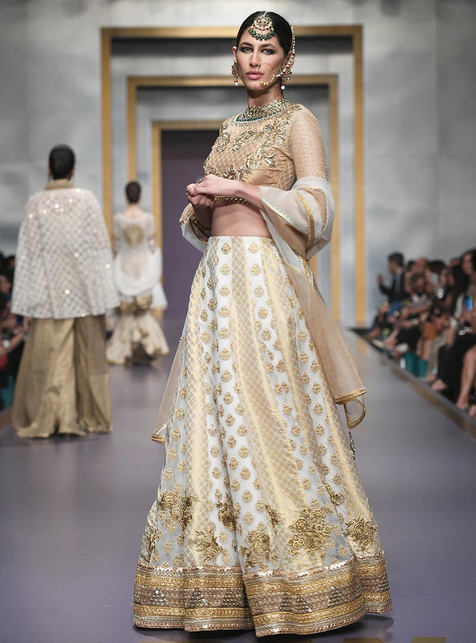 Zainab Chottani | Semi Formals | MUSHQ by Zainab Chottani - Designer Dress - Type: Ladies Clothes - Available at Libayah - 100% Original