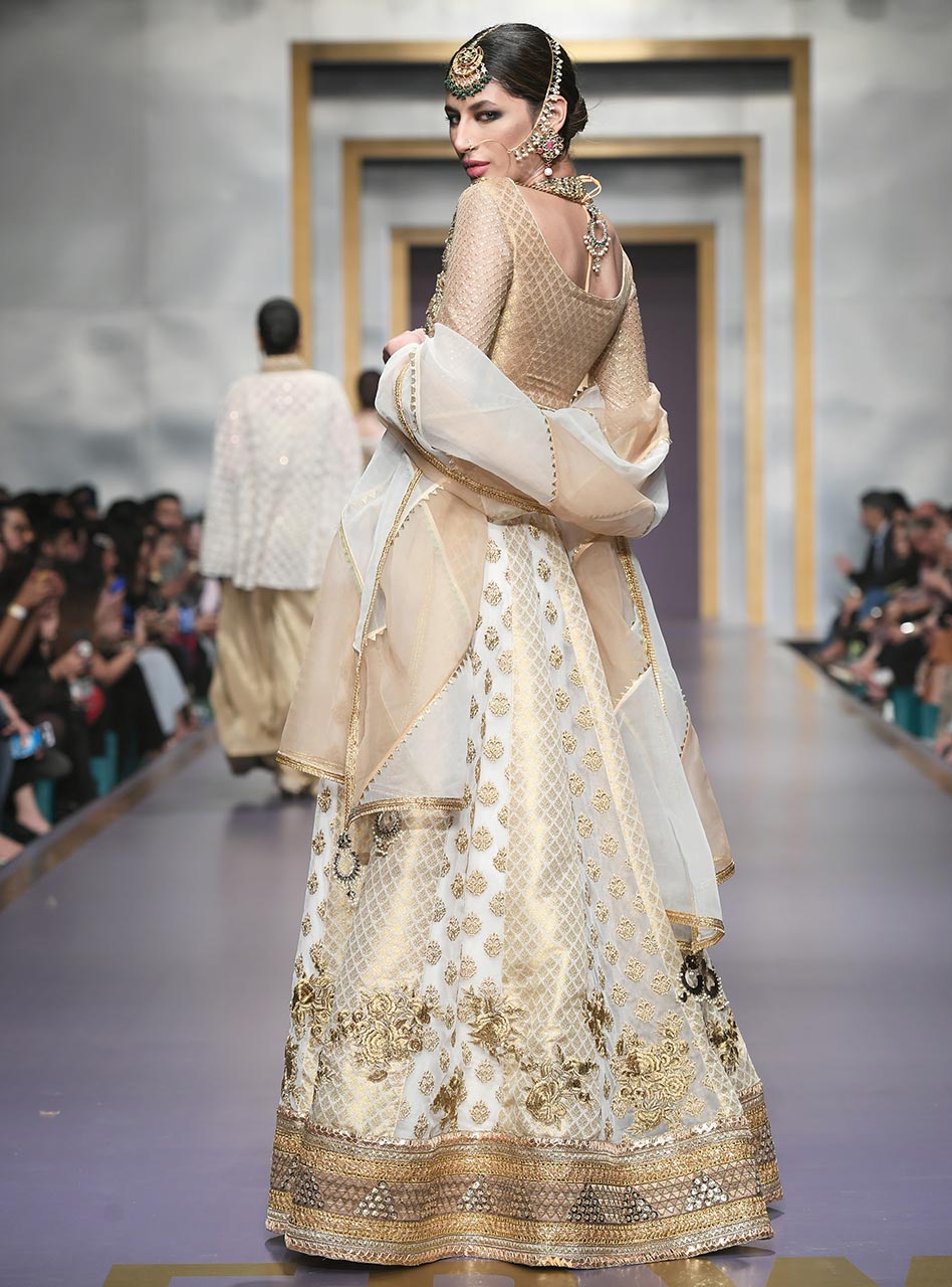 Zainab Chottani | Semi Formals | MUSHQ by Zainab Chottani - Designer Dress - Type: Ladies Clothes - Available at Libayah - 100% Original