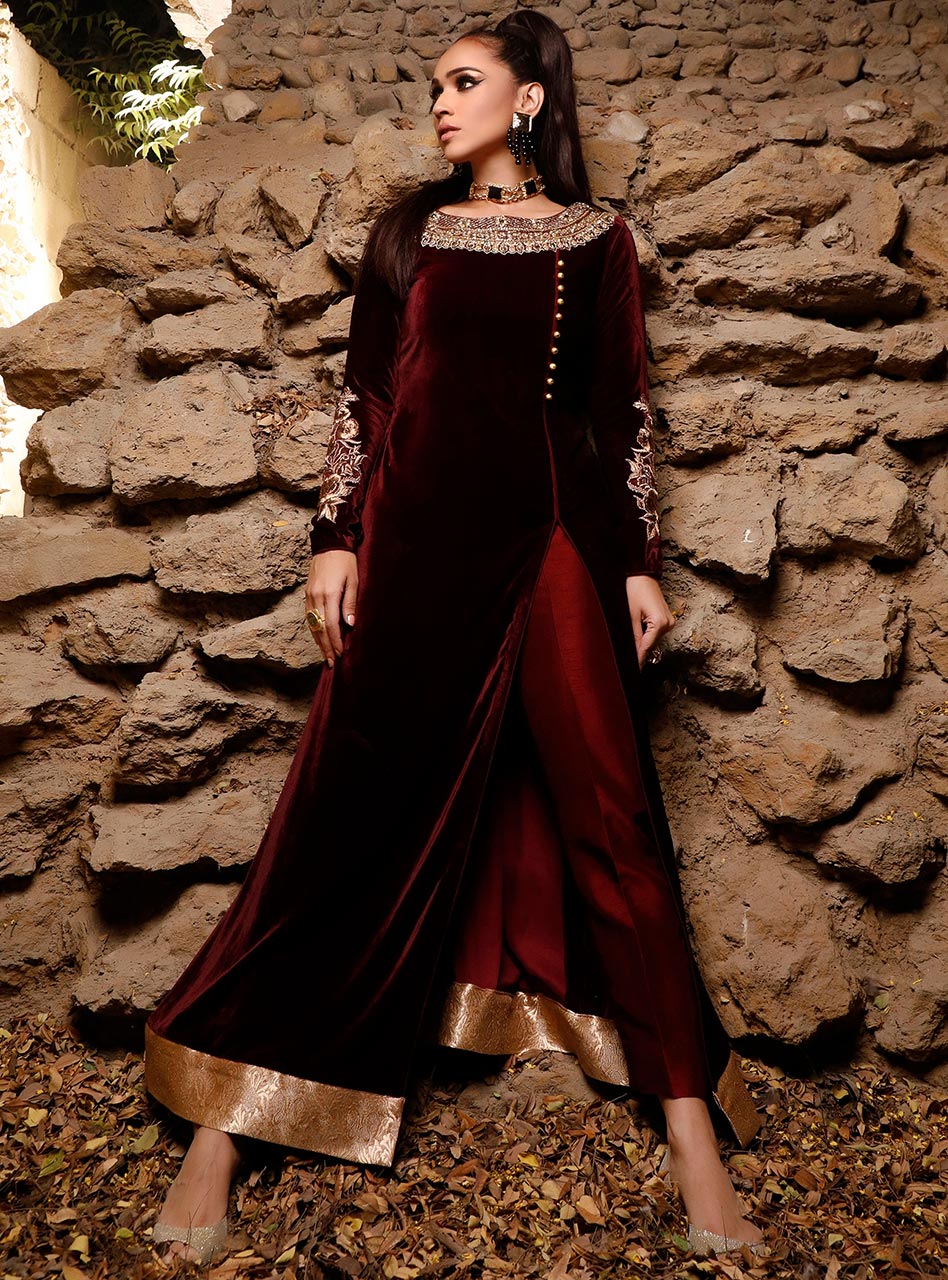 Zainab Chottani | Semi Formals | ALIZARIN CRIMSON by Zainab Chottani - Designer Dress - Type: Ladies Clothes - Available at Libayah - 100% Original