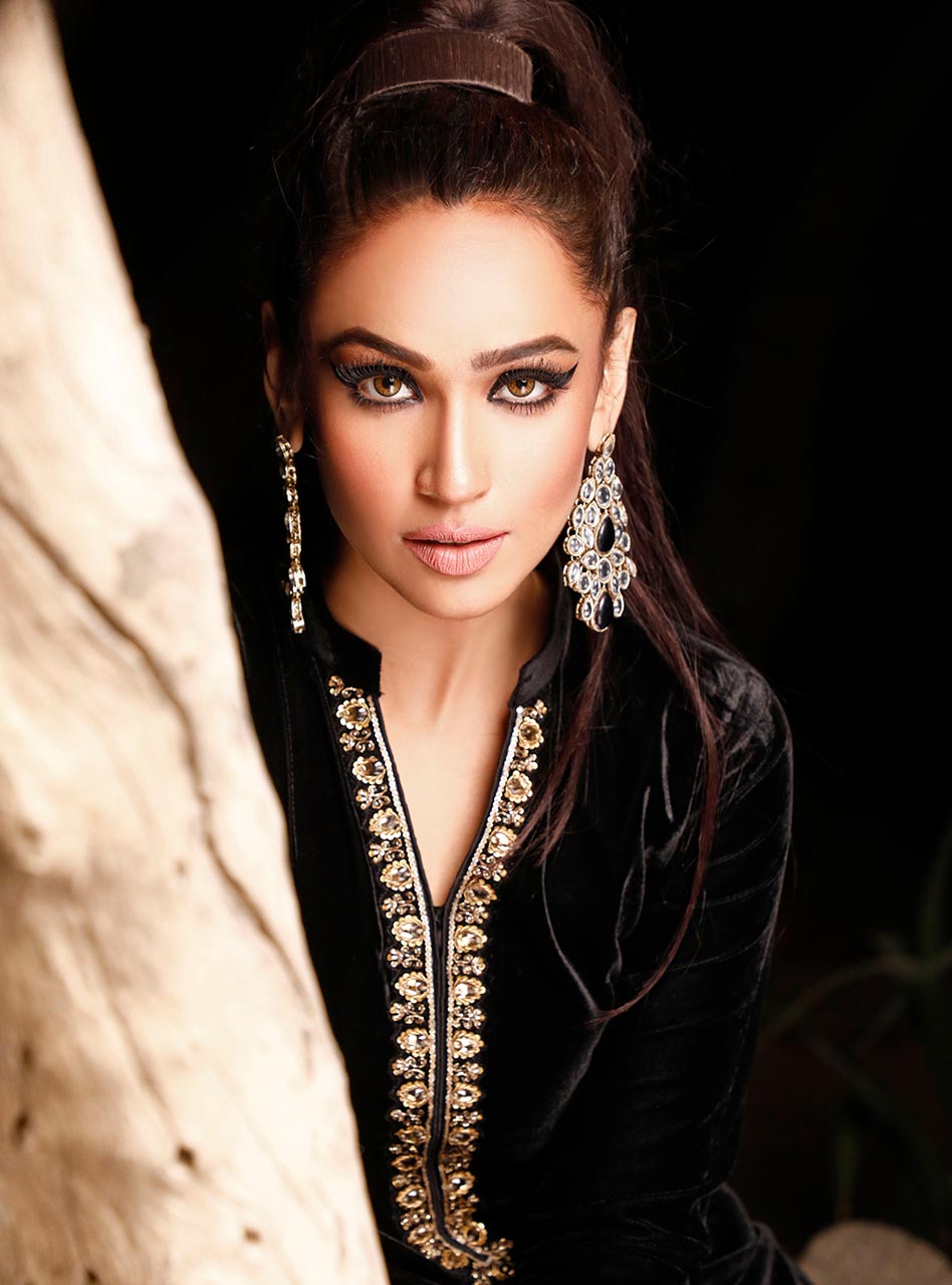 Zainab Chottani | Semi Formals | MYSTERIOUS SHADOW by Zainab Chottani - Designer Dress - Type: Ladies Clothes - Available at Libayah - 100% Original