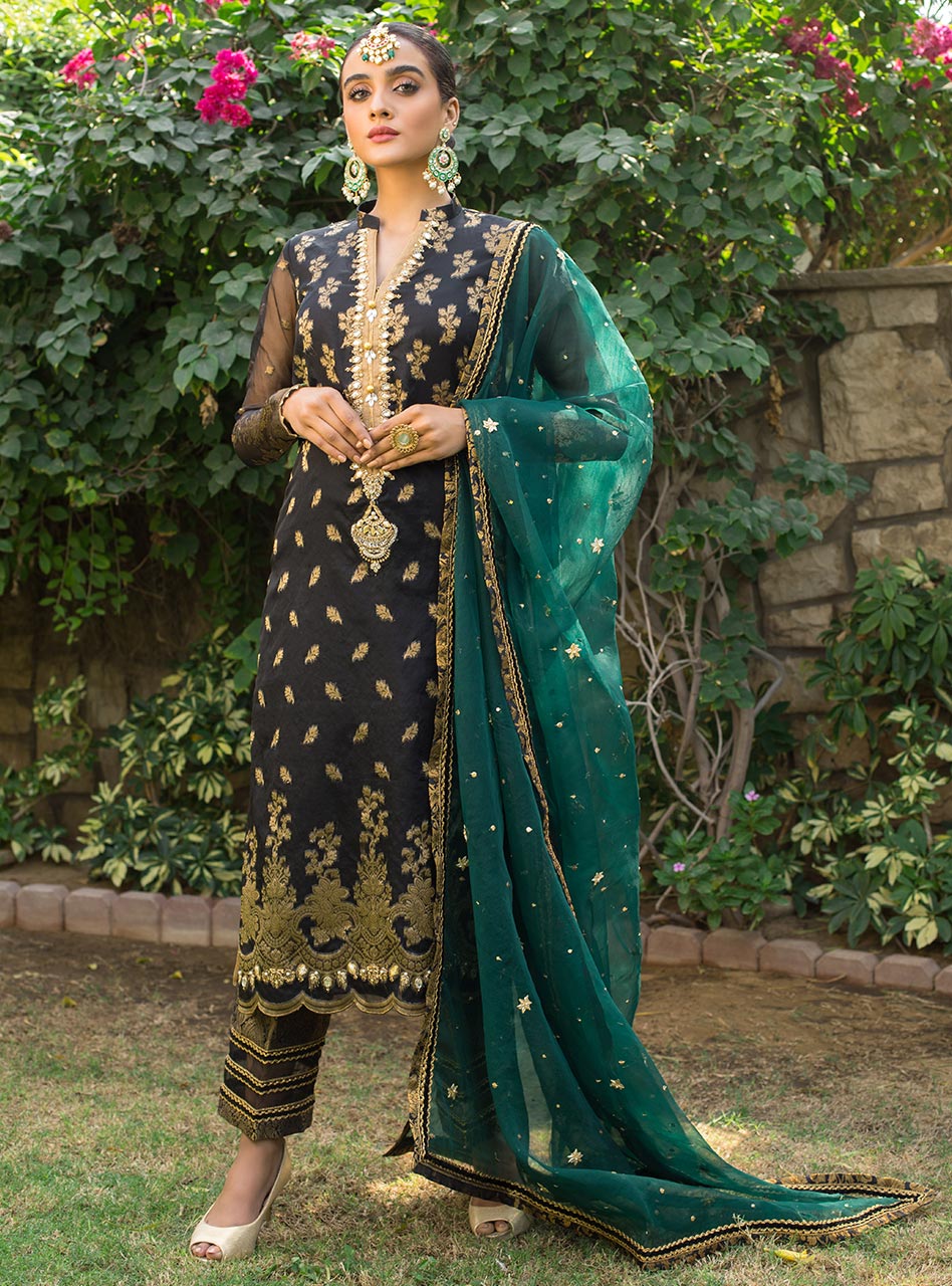 Zainab Chottani | Luxury Pret | INAYAT by Zainab Chottani - Designer Dress - Type: Ladies Clothes - Available at Libayah - 100% Original