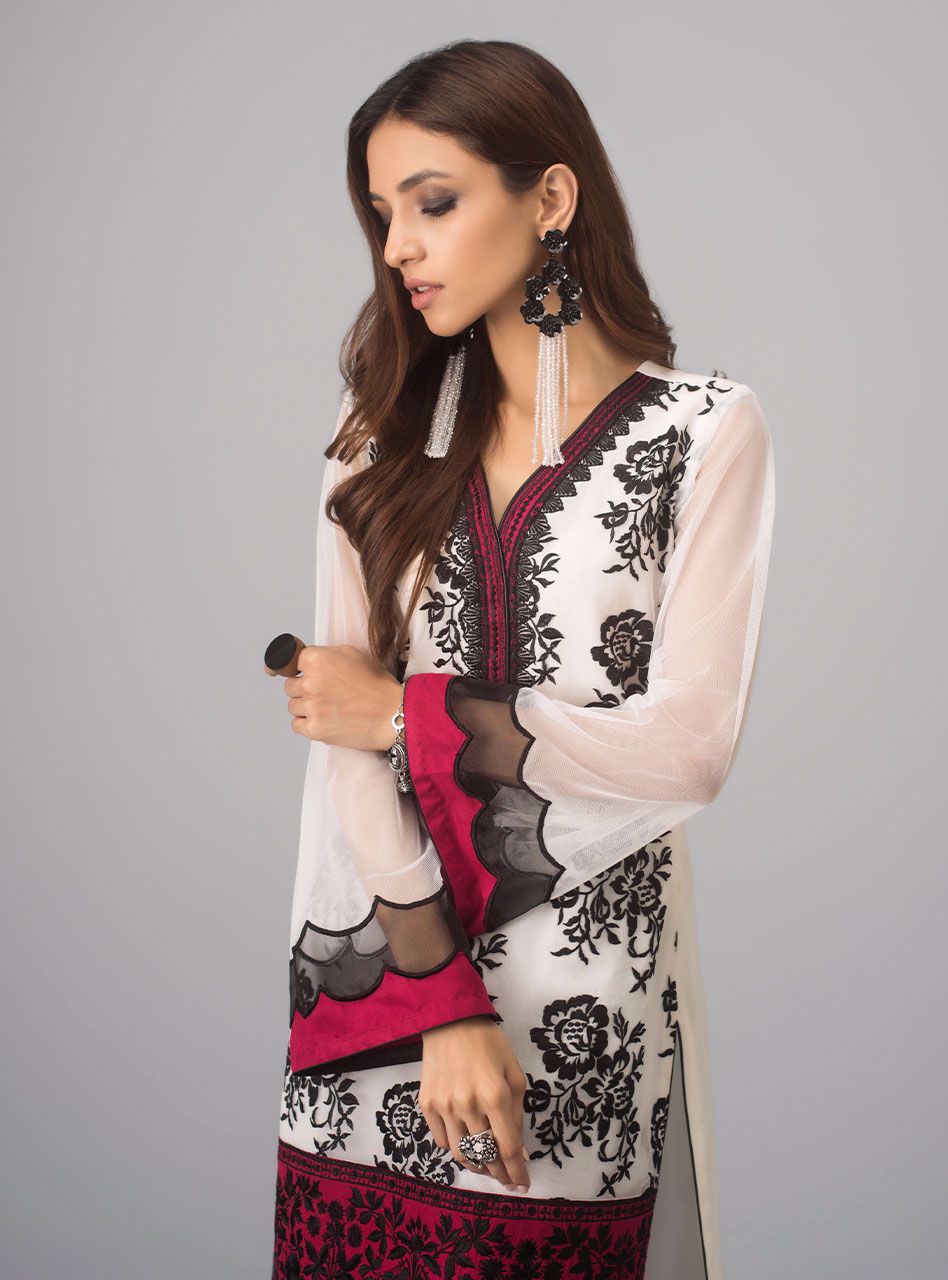Zainab Chottani | Luxury Pret | BLACK ROSE by Zainab Chottani - Designer Dress - Type: Ladies Clothes - Available at Libayah - 100% Original