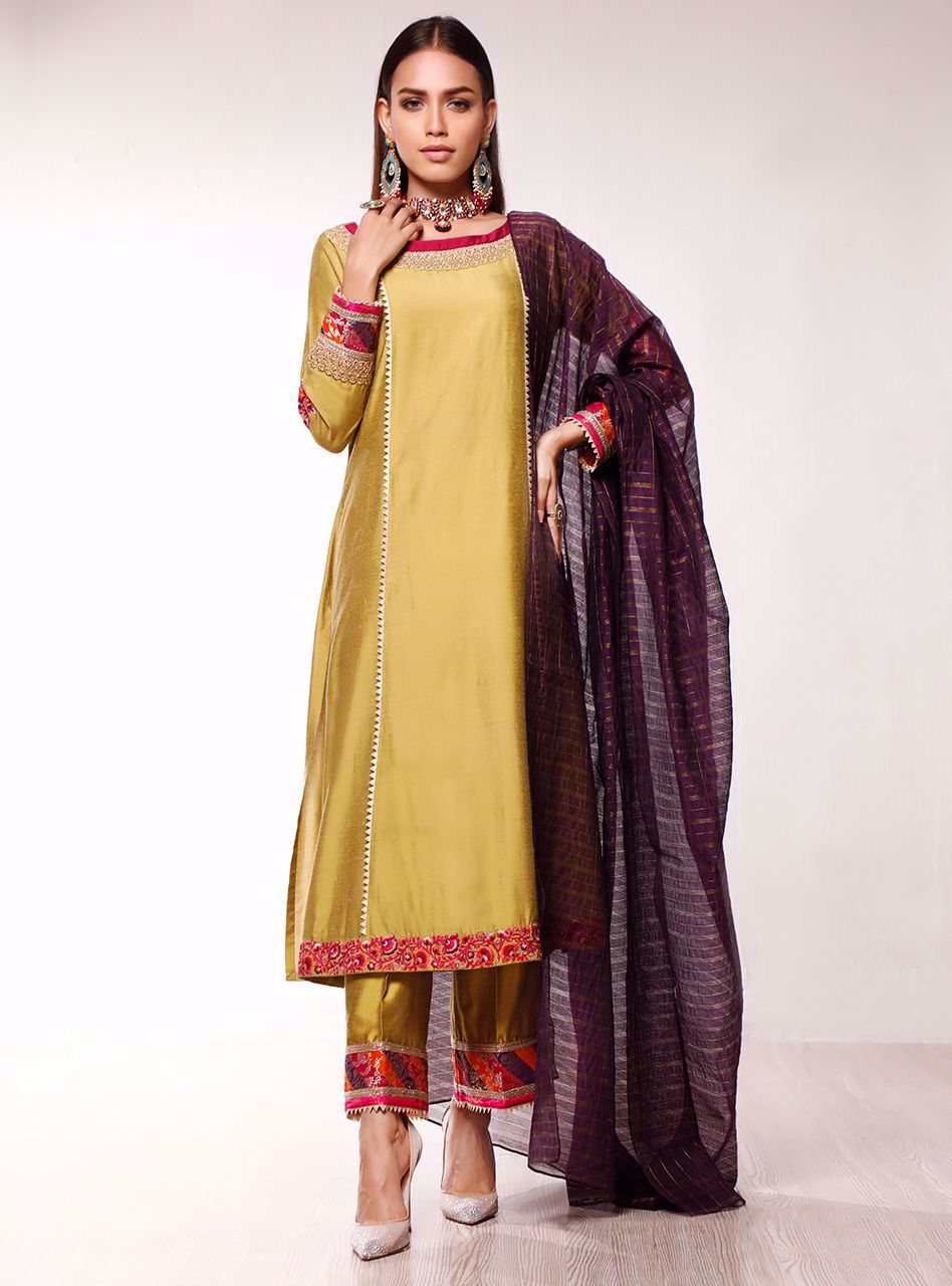 Zainab Chottani | Luxury Pret | MAHJABEEN by Zainab Chottani - Designer Dress - Type: Ladies Clothes - Available at Libayah - 100% Original