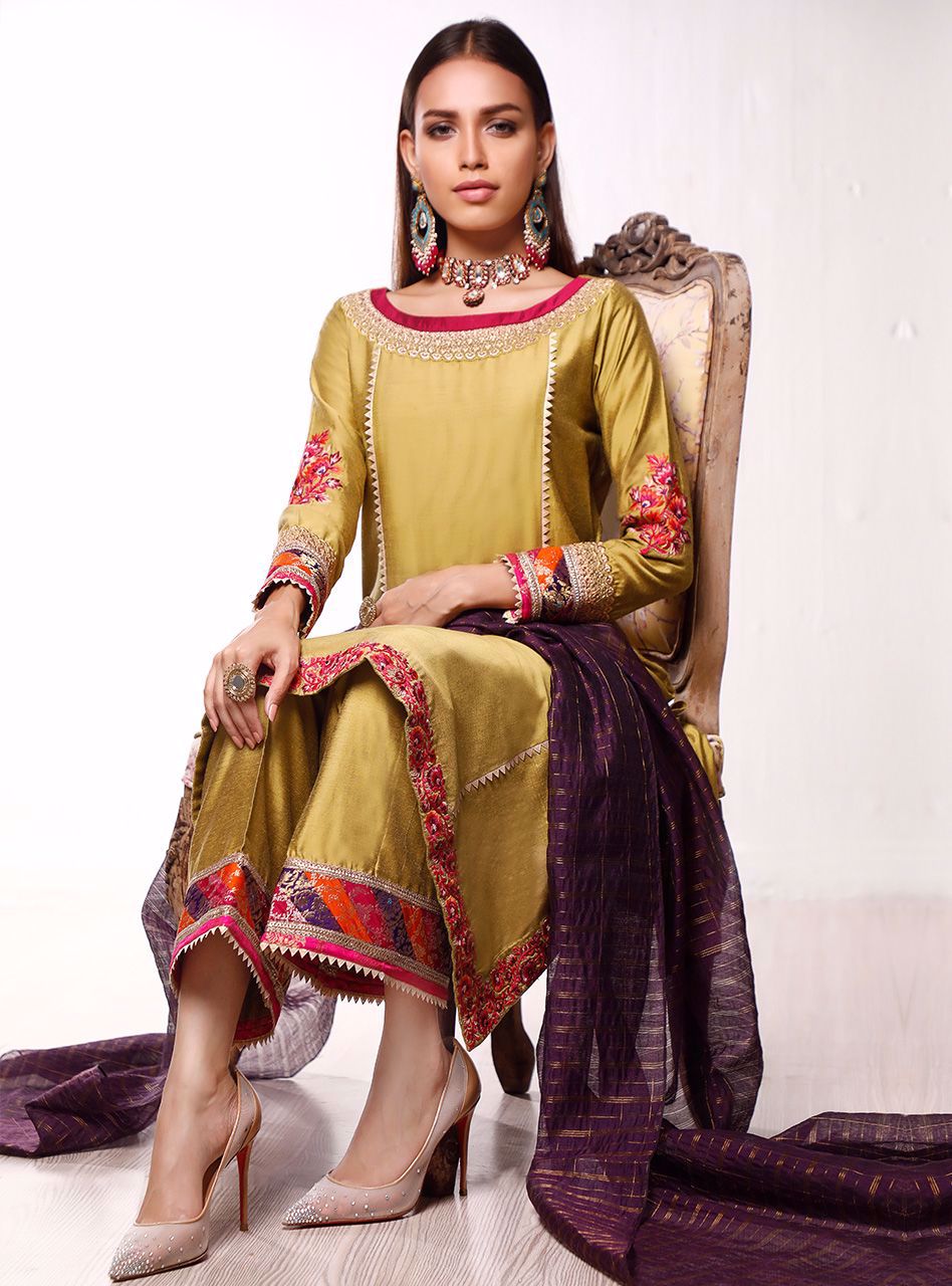 Zainab Chottani | Luxury Pret | MAHJABEEN by Zainab Chottani - Designer Dress - Type: Ladies Clothes - Available at Libayah - 100% Original