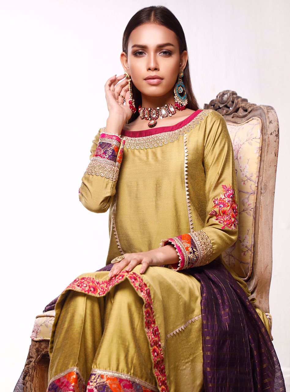 Zainab Chottani | Luxury Pret | MAHJABEEN by Zainab Chottani - Designer Dress - Type: Ladies Clothes - Available at Libayah - 100% Original
