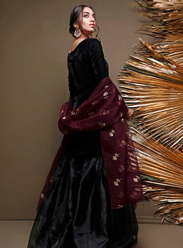 Zainab Chottani | Semi Formals | BLACKOUT BURGUNDY by Zainab Chottani - Designer Dress - Type: Ladies Clothes - Available at Libayah - 100% Original