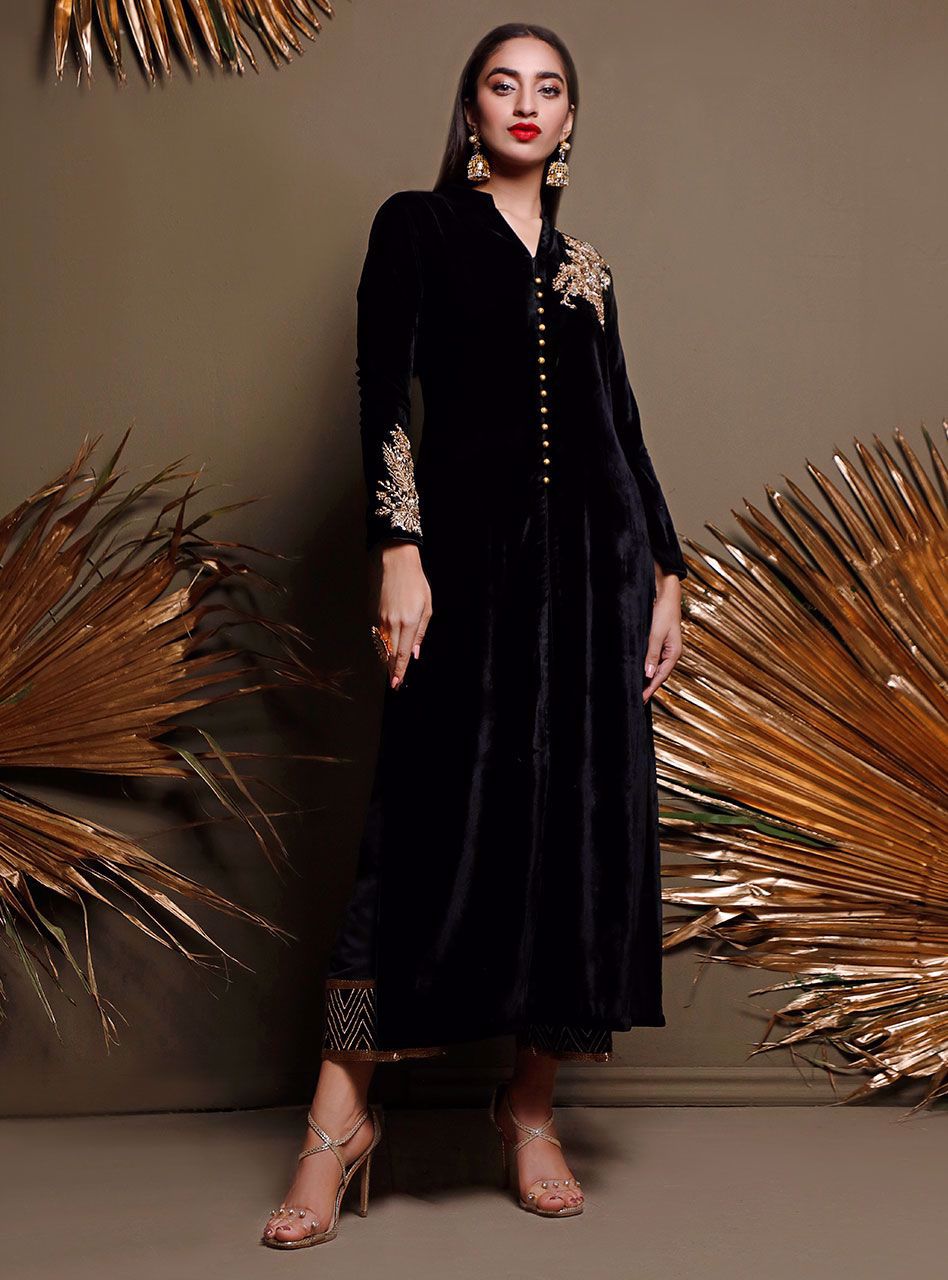 Zainab Chottani | Luxury Pret | BLACK SANDSTONE by Zainab Chottani - Designer Dress - Type: Ladies Clothes - Available at Libayah - 100% Original