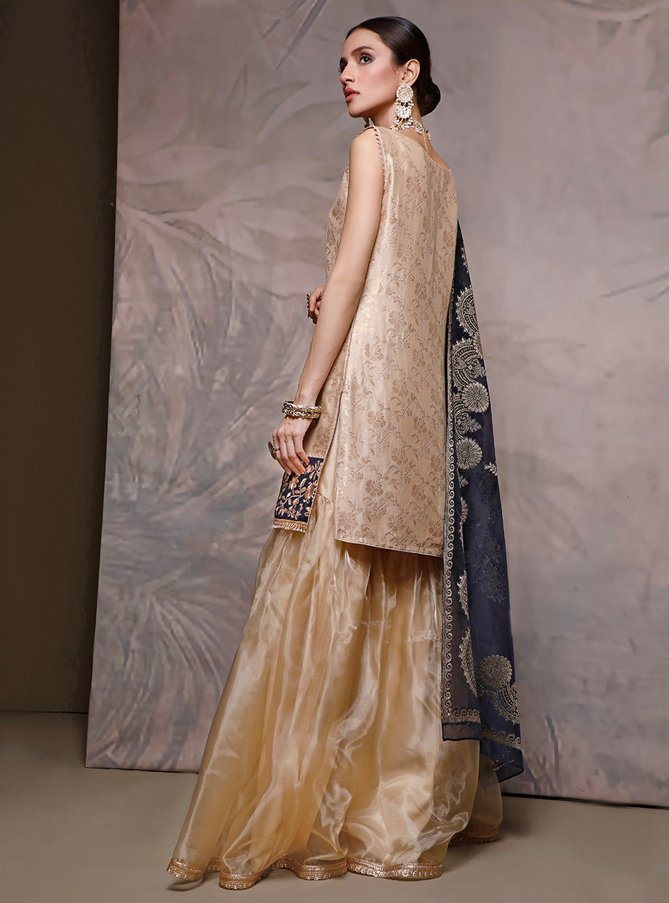 Zainab Chottani | Semi Formals | A BLONDE COAL by Zainab Chottani - Designer Dress - Type: Ladies Clothes - Available at Libayah - 100% Original