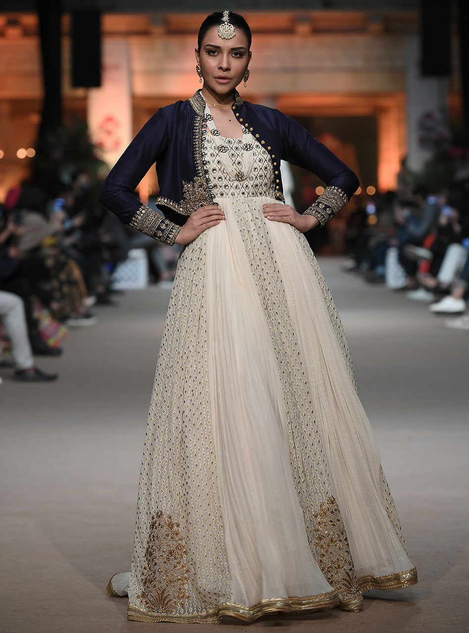 Zainab Chottani | Semi Formals | MOTIYA by Zainab Chottani - Designer Dress - Type: Ladies Clothes - Available at Libayah - 100% Original