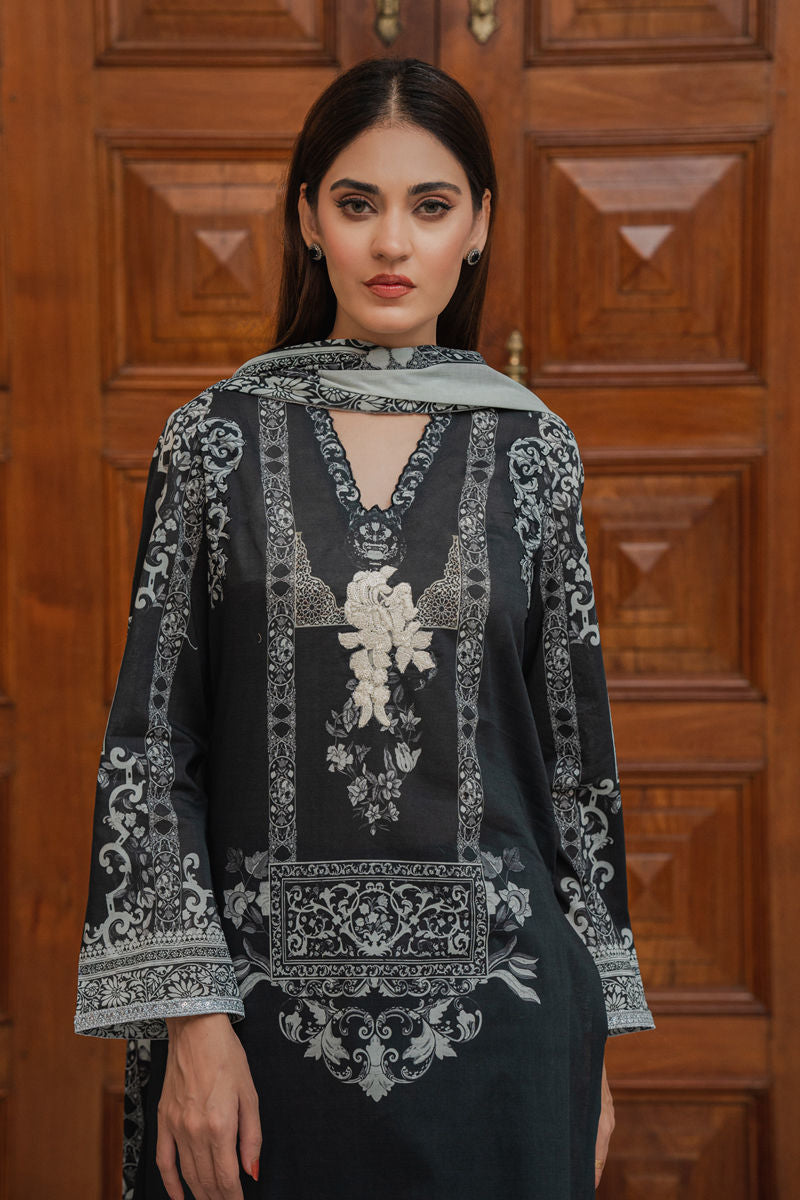Shamaeel Ansari | Gulrang Lawn | LE-04 by Shamaeel Ansari - Designer Dress  - Type : Ladies Clothes - Available at Libayah - 100% Original 