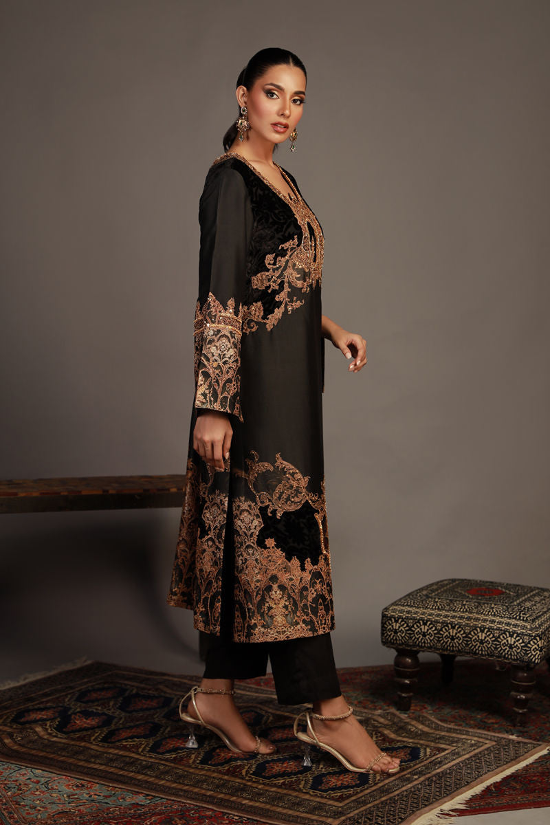 Shamaeel Ansari | Royal Vogue Formals | RV-03 by Shamaeel Ansari - Designer Dress - Type: Ladies Clothes - Available at Libayah - 100% Original