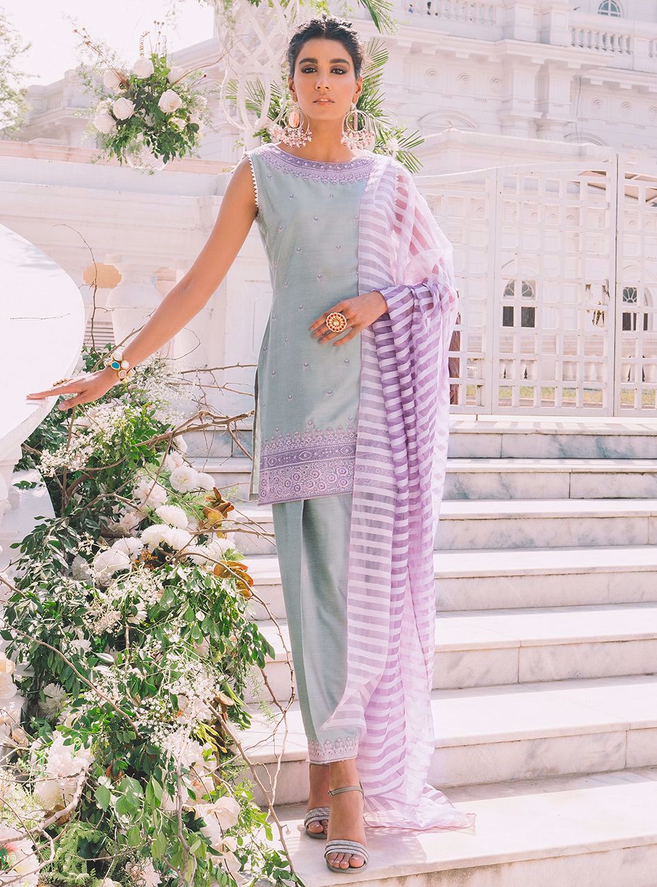 Zainab Chottani | Casual Pret | SMOKING IRIS by Zainab Chottani - Designer Dress - Type: Casuals - Available at Libayah - 100% Original