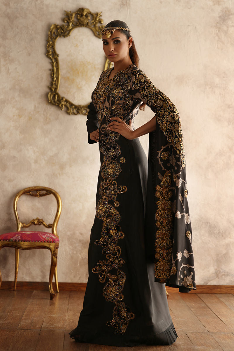 Shamaeel Ansari | Symposium of Queens | EQ-07 by Shamaeel Ansari - Designer Dress - Type: Bridal - Available at Libayah - 100% Original