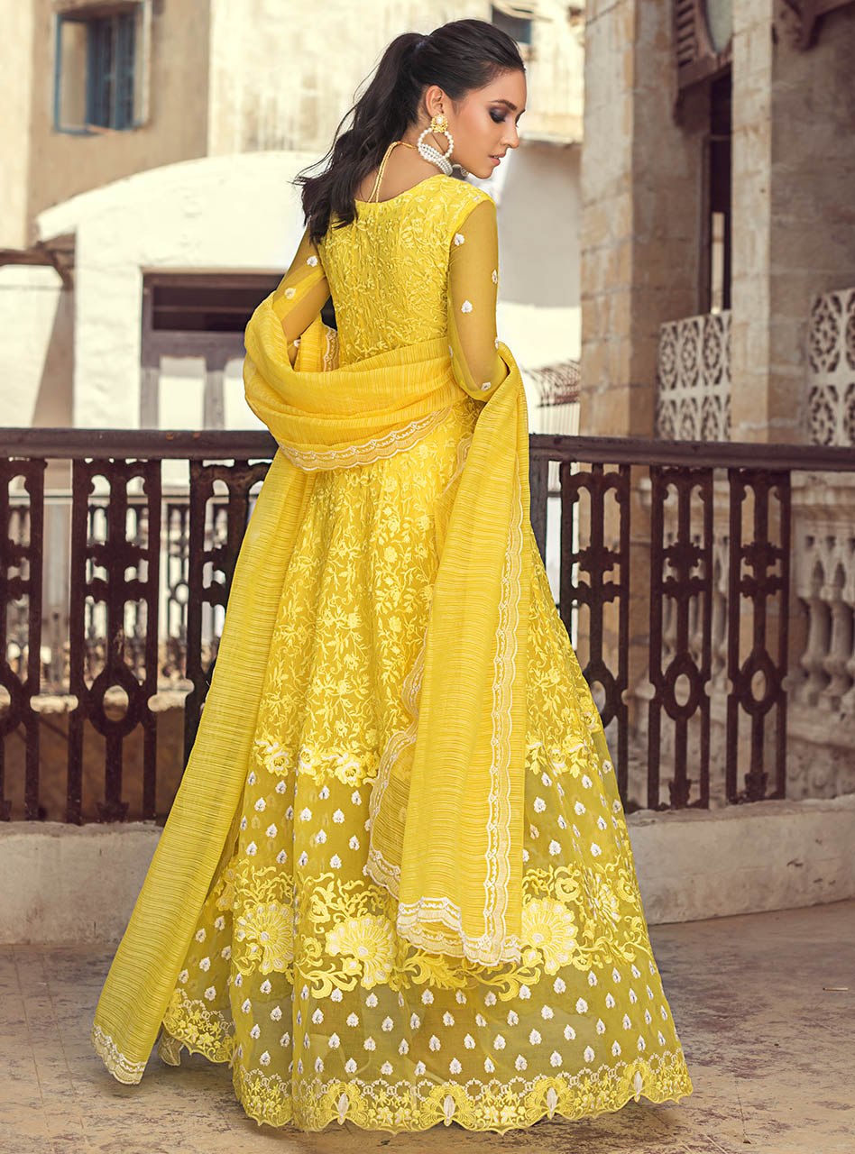 Zainab Chottani | Luxury Pret | SOOTHING SNOB by Zainab Chottani - Designer Dress - Type: Ladies Clothes - Available at Libayah - 100% Original