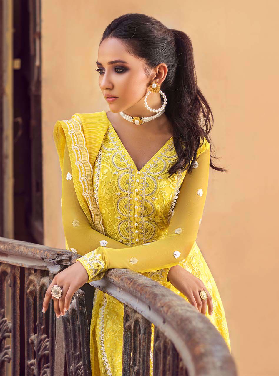 Zainab Chottani | Luxury Pret | SOOTHING SNOB by Zainab Chottani - Designer Dress - Type: Ladies Clothes - Available at Libayah - 100% Original