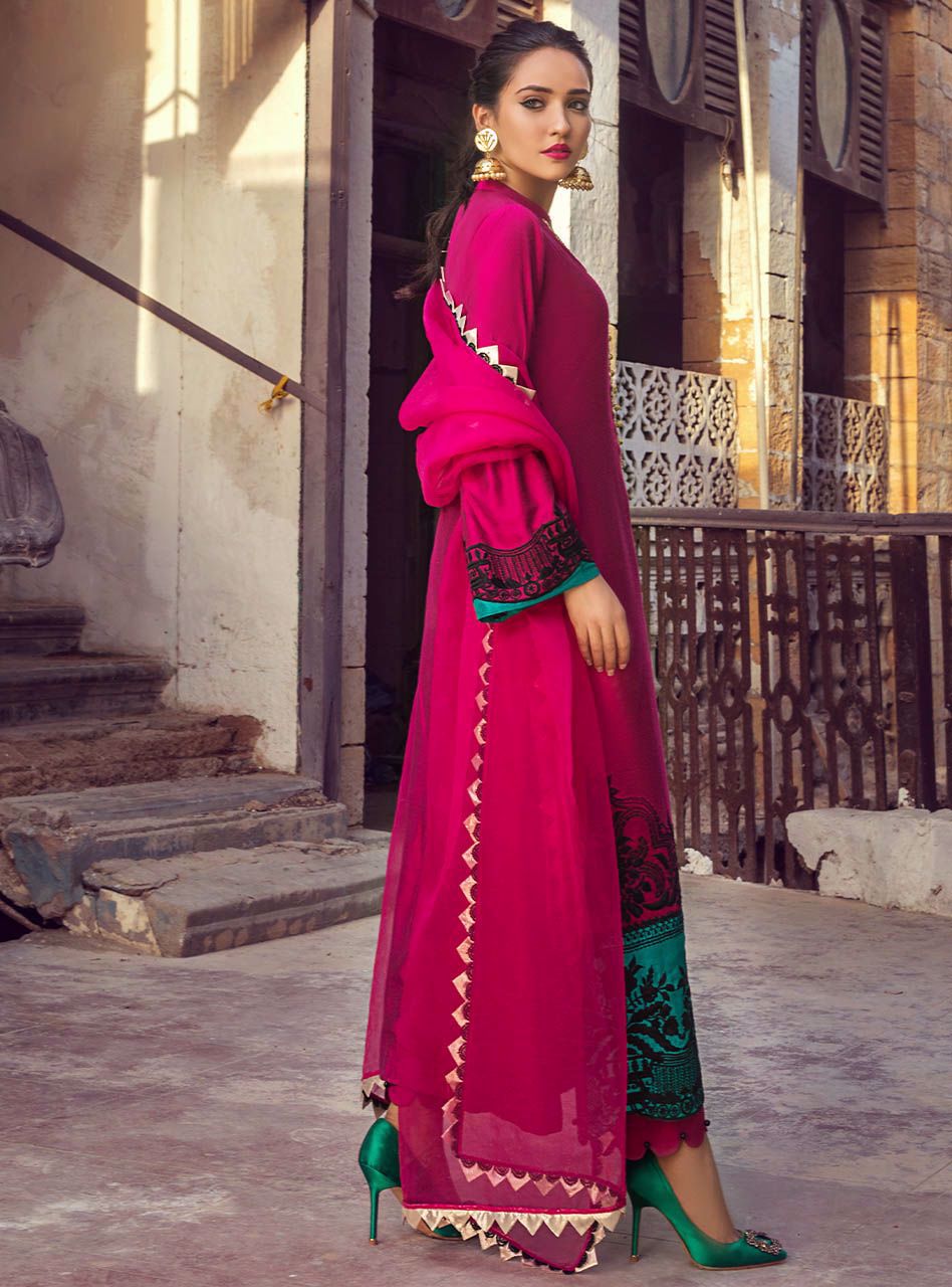 Zainab Chottani | Casual Pret | FANTASY IN FUSCHIA by Zainab Chottani - Designer Dress - Type: Casuals - Available at Libayah - 100% Original