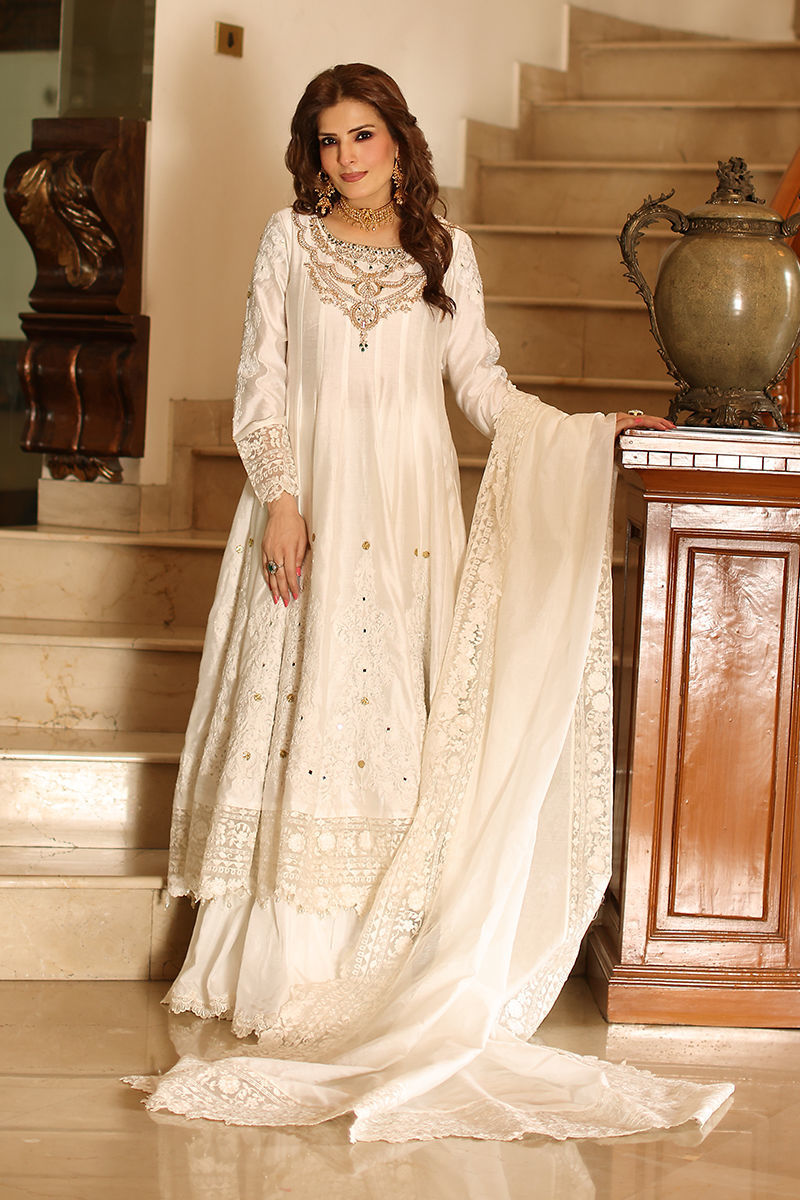 Vanniya – authentic Pakistani formal dress from the Aisha Imran Luxury Pret collection for women in the UK