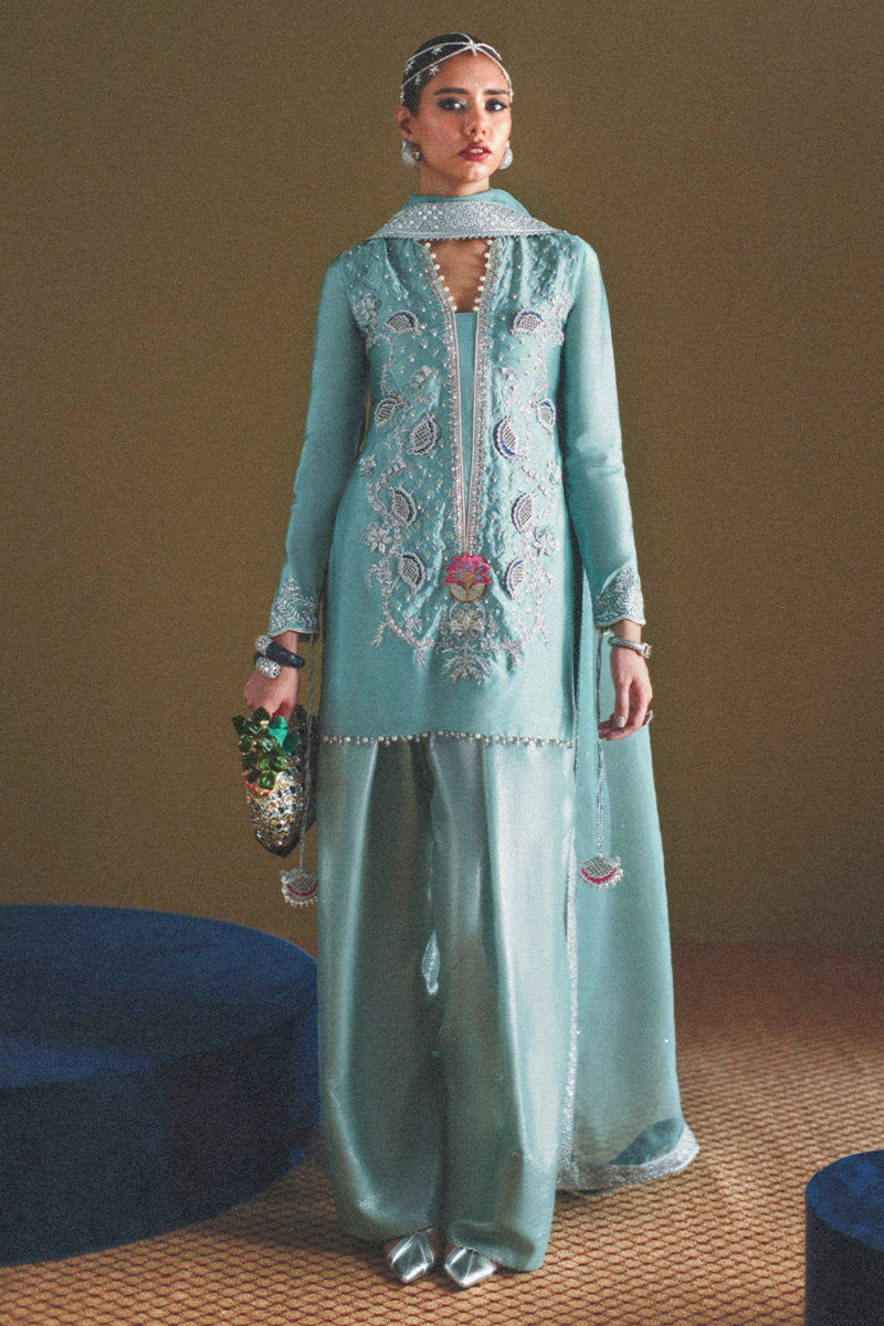 Haute Form | Dastaan Luxury Formals |Dilruba by Haute Form - Designer Dress  - Type : Ladies Clothes - Available at Libayah - 100% Original 