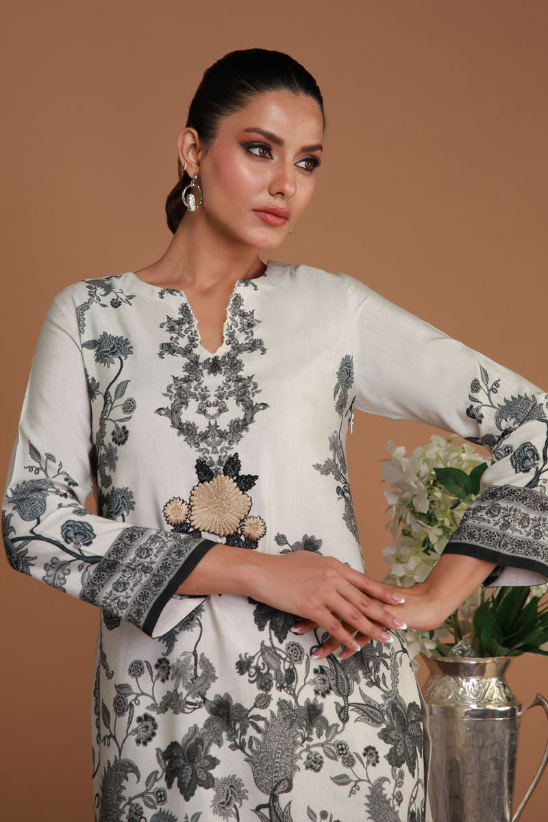 Shamaeel Ansari | Ramadan Edit 25 | RF-07 by Shamaeel Ansari - Designer Dress - Type: Ladies Clothes - Available at Libayah - 100% Original