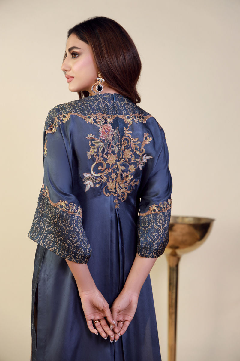 Shamaeel Ansari | Festive Edit | EE-03 by Shamaeel Ansari - Designer Dress  - Type : Ladies Clothes - Available at Libayah - 100% Original 