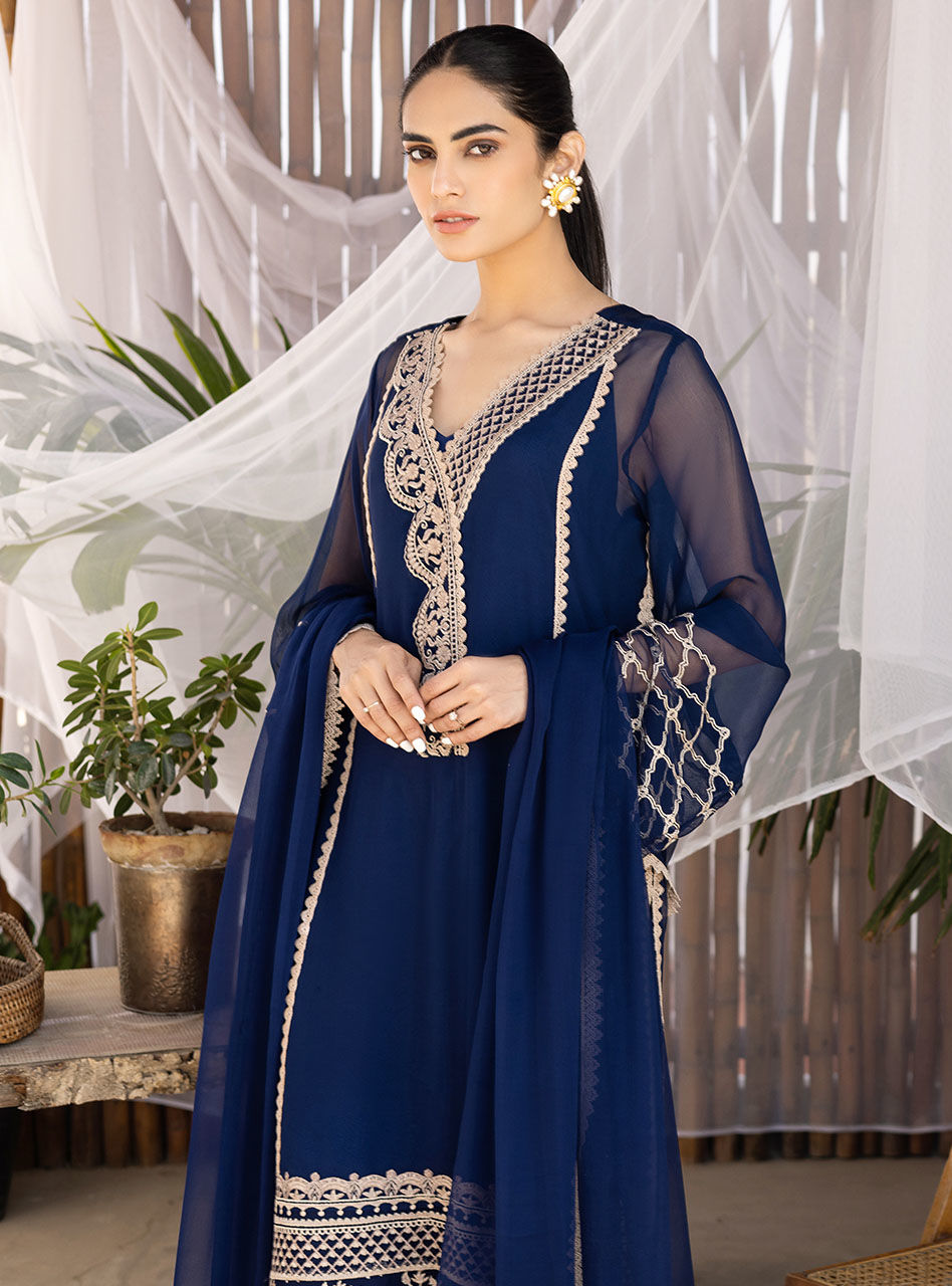 Zainab Chottani | Luxury Pret | MIDNIGHT GLORY by Zainab Chottani - Designer Dress - Type: Ladies Clothes - Available at Libayah - 100% Original