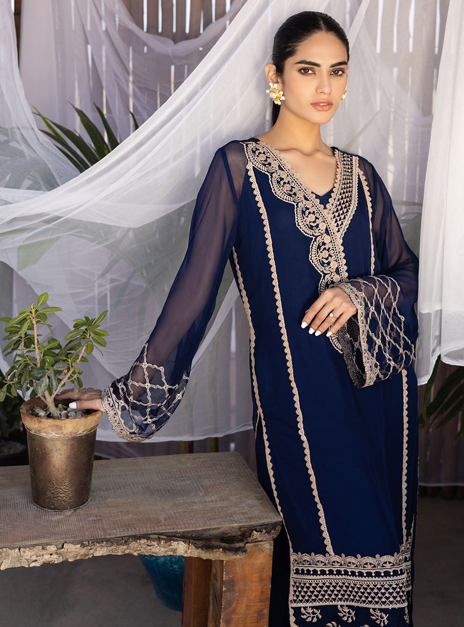 Zainab Chottani | Luxury Pret | MIDNIGHT GLORY by Zainab Chottani - Designer Dress - Type: Ladies Clothes - Available at Libayah - 100% Original