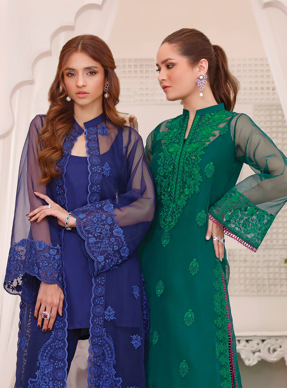 Zainab Chottani | Luxury Pret | PACIFIC GLOW by Zainab Chottani - Designer Dress - Type: Ladies Clothes - Available at Libayah - 100% Original