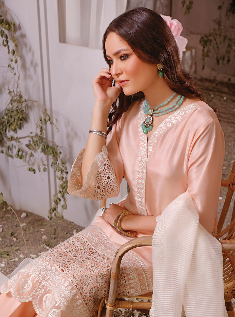 Zainab Chottani | Luxury Pret | PEACH SERENITY by Zainab Chottani - Designer Dress - Type: Ladies Clothes - Available at Libayah - 100% Original