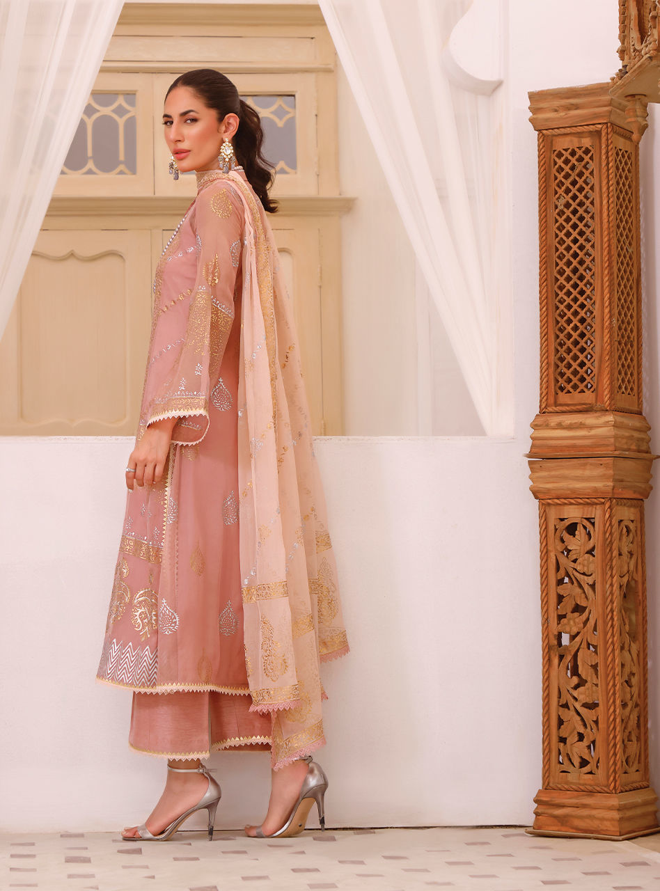 Zainab Chottani | Luxury Pret | BLUSH GLAZE by Zainab Chottani - Designer Dress - Type: Ladies Clothes - Available at Libayah - 100% Original
