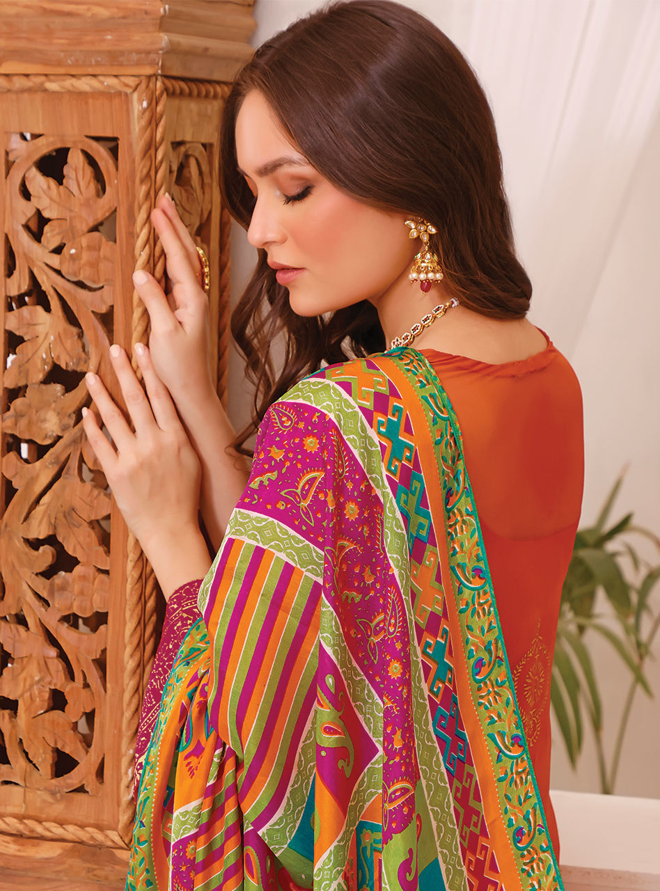 Zainab Chottani | Luxury Pret | FIESTA ROUGE by Zainab Chottani - Designer Dress - Type: Ladies Clothes - Available at Libayah - 100% Original