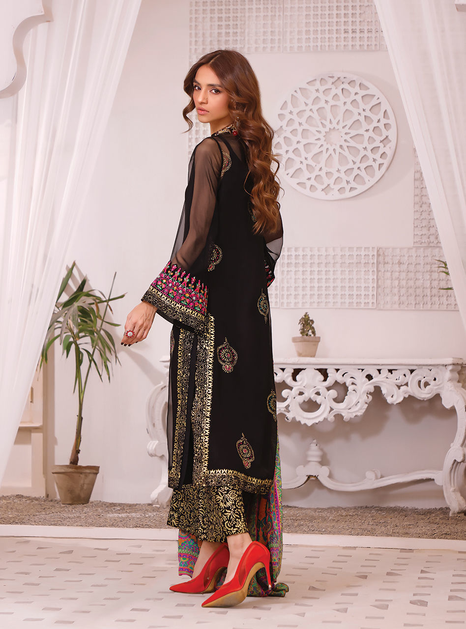 Zainab Chottani | Luxury Pret | CHARCOAL BLISS by Zainab Chottani - Designer Dress - Type: Ladies Clothes - Available at Libayah - 100% Original
