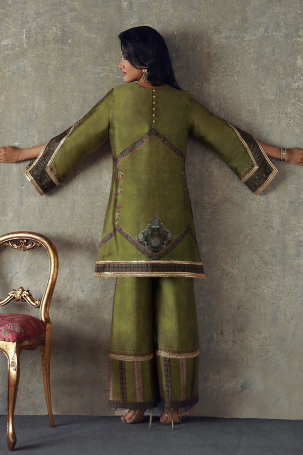 Shamaeel ansari | Flora Belle|FLORA- 05 by Shamaeel Ansari - Designer Dress  - Type : Ladies Clothes - Available at Libayah - 100% Original 
