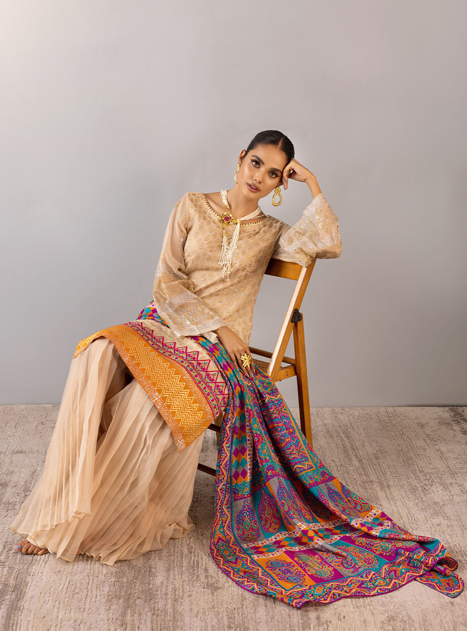 Zainab Chottani | Luxury Pret | WHIMSICAL MIST by Zainab Chottani - Designer Dress - Type: Ladies Clothes - Available at Libayah - 100% Original