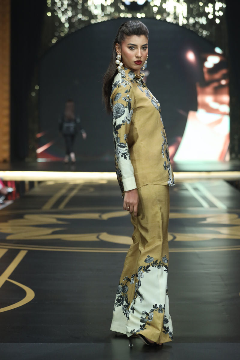 Shamaeel Ansari | Essentials 25 | TDAP-09 by Shamaeel Ansari - Designer Dress  - Type : Ladies Clothes - Available at Libayah - 100% Original 