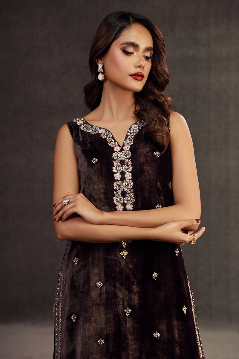 Fatima Khan | Anan Velvet Edit | Ilham by Fatima Khan - Designer Dress - Type: Ladies Clothes - Available at Libayah - 100% Original