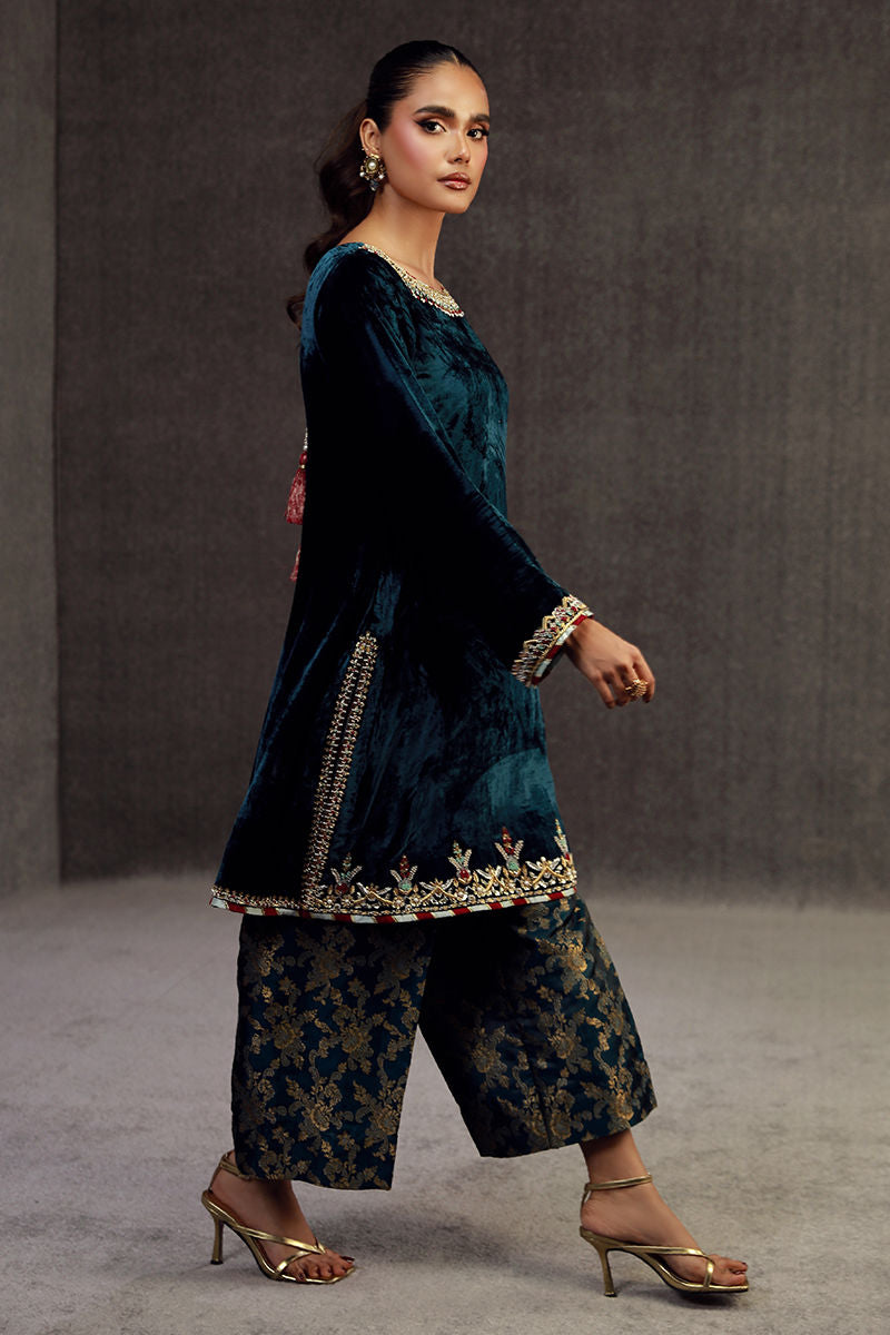 Fatima Khan | Anan Velvet Edit | Mirwa by Fatima Khan - Designer Dress - Type: Ladies Clothes - Available at Libayah - 100% Original