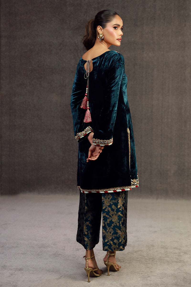 Fatima Khan | Anan Velvet Edit | Mirwa by Fatima Khan - Designer Dress - Type: Ladies Clothes - Available at Libayah - 100% Original