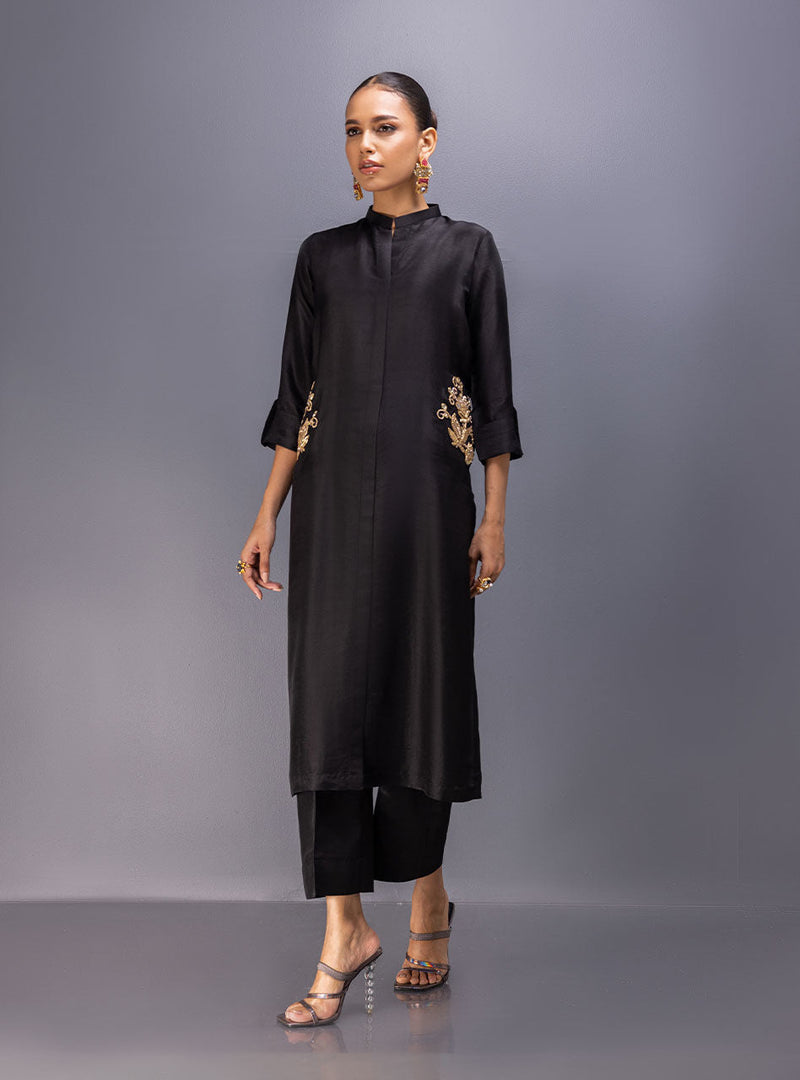 Zainab Chottani | Luxury Pret | EBONY FROST by Zainab Chottani - Designer Dress - Type: Ladies Clothes - Available at Libayah - 100% Original