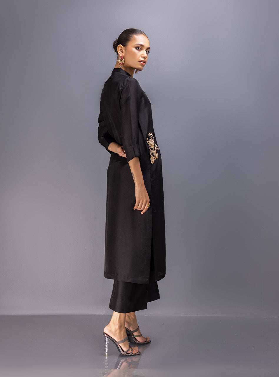 Zainab Chottani | Luxury Pret | EBONY FROST by Zainab Chottani - Designer Dress - Type: Ladies Clothes - Available at Libayah - 100% Original