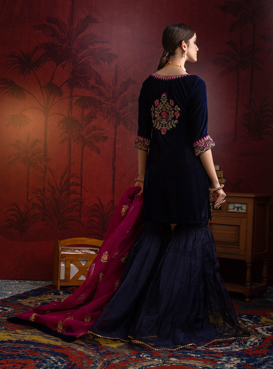 Zainab Chottani | Luxury Pret | AIRA by Zainab Chottani - Designer Dress - Type: Ladies Clothes - Available at Libayah - 100% Original
