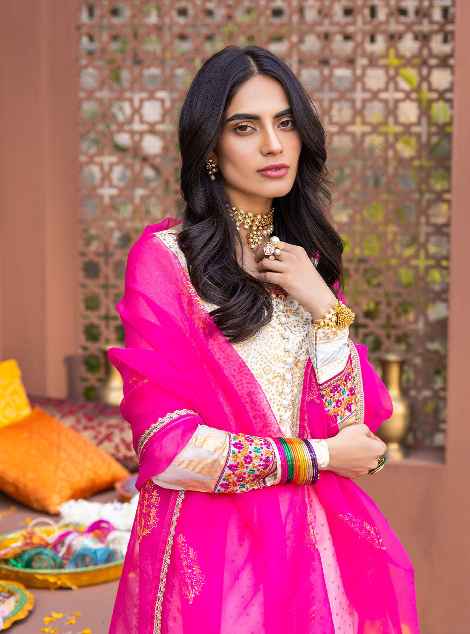 Zainab Chottani | Luxury Pret | SOFEEYA by Zainab Chottani - Designer Dress - Type: Ladies Clothes - Available at Libayah - 100% Original