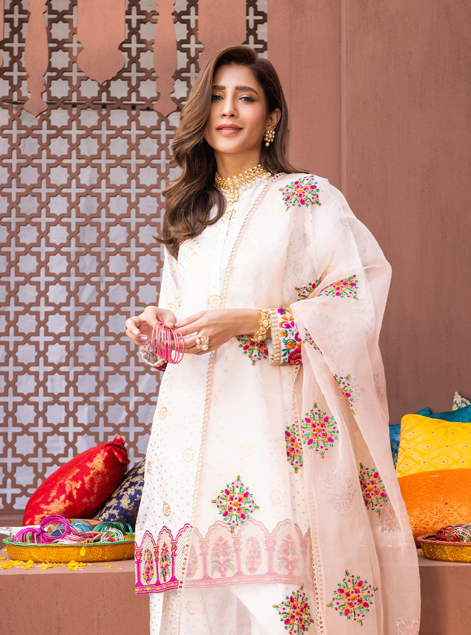 Zainab Chottani | Luxury Pret | PARISA by Zainab Chottani - Designer Dress - Type: Ladies Clothes - Available at Libayah - 100% Original