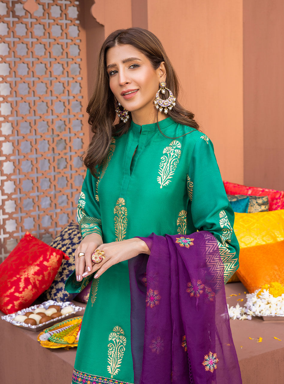 Zainab Chottani | Luxury Pret | GULNAAR by Zainab Chottani - Designer Dress - Type: Ladies Clothes - Available at Libayah - 100% Original