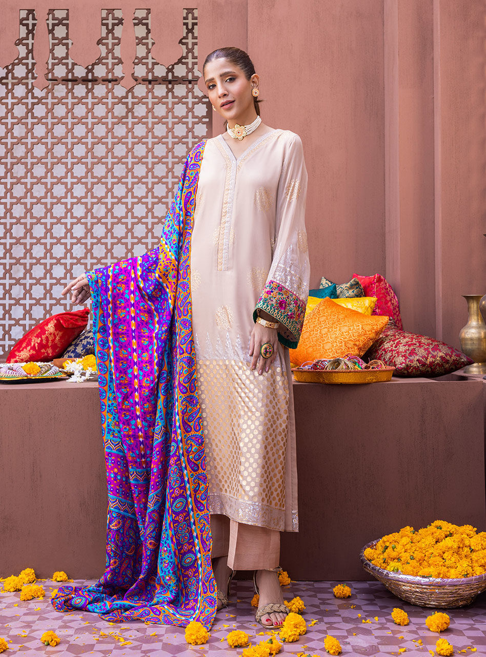 Zainab Chottani | Luxury Pret | HAYAL by Zainab Chottani - Designer Dress - Type: Ladies Clothes - Available at Libayah - 100% Original