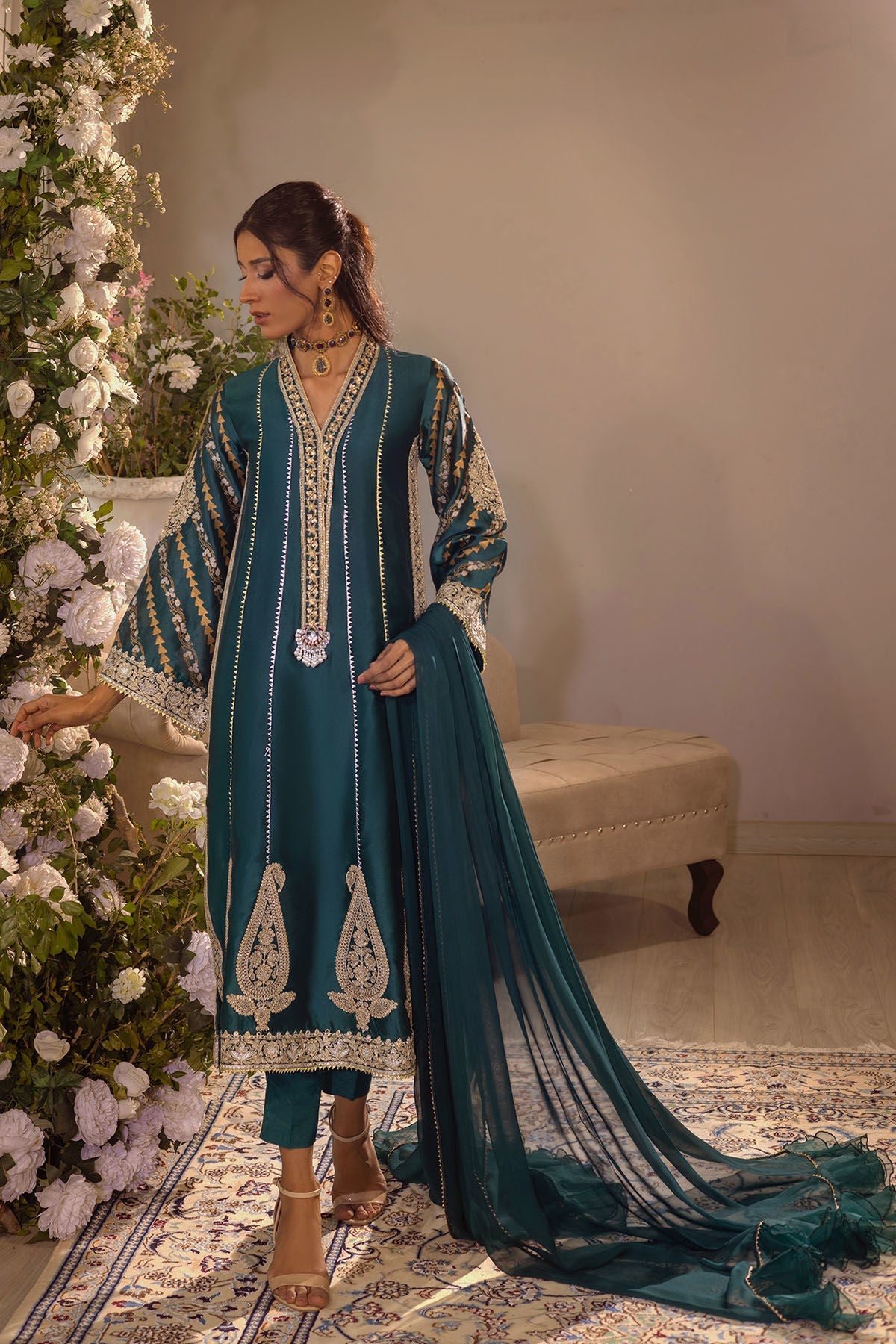 Annus Abrar | Designer Picks 24 | VISAAL EMERALD - SHIRT AND DUPATTA by Annus Abrar - Designer Dress - Type: Ladies Clothes - Available at Libayah - 100% Original